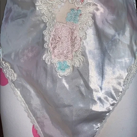 Rare Victoria’s Secret Floral Embroidered Teddy